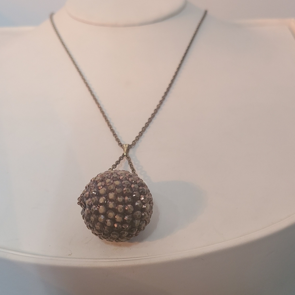 Rhinestone Ball Necklace - Picture 10 of 10